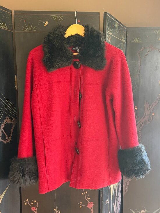 Jones New York Jackets & Blazers - Vintage Jones NY Red + Black Fur Collar Coat Wool Small